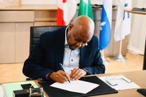 Ibom Air Takes Delivery of Third Airbus A220-300, Expands Fleet to 10 Aircraft 3 HQqxsz WIAE3Zos